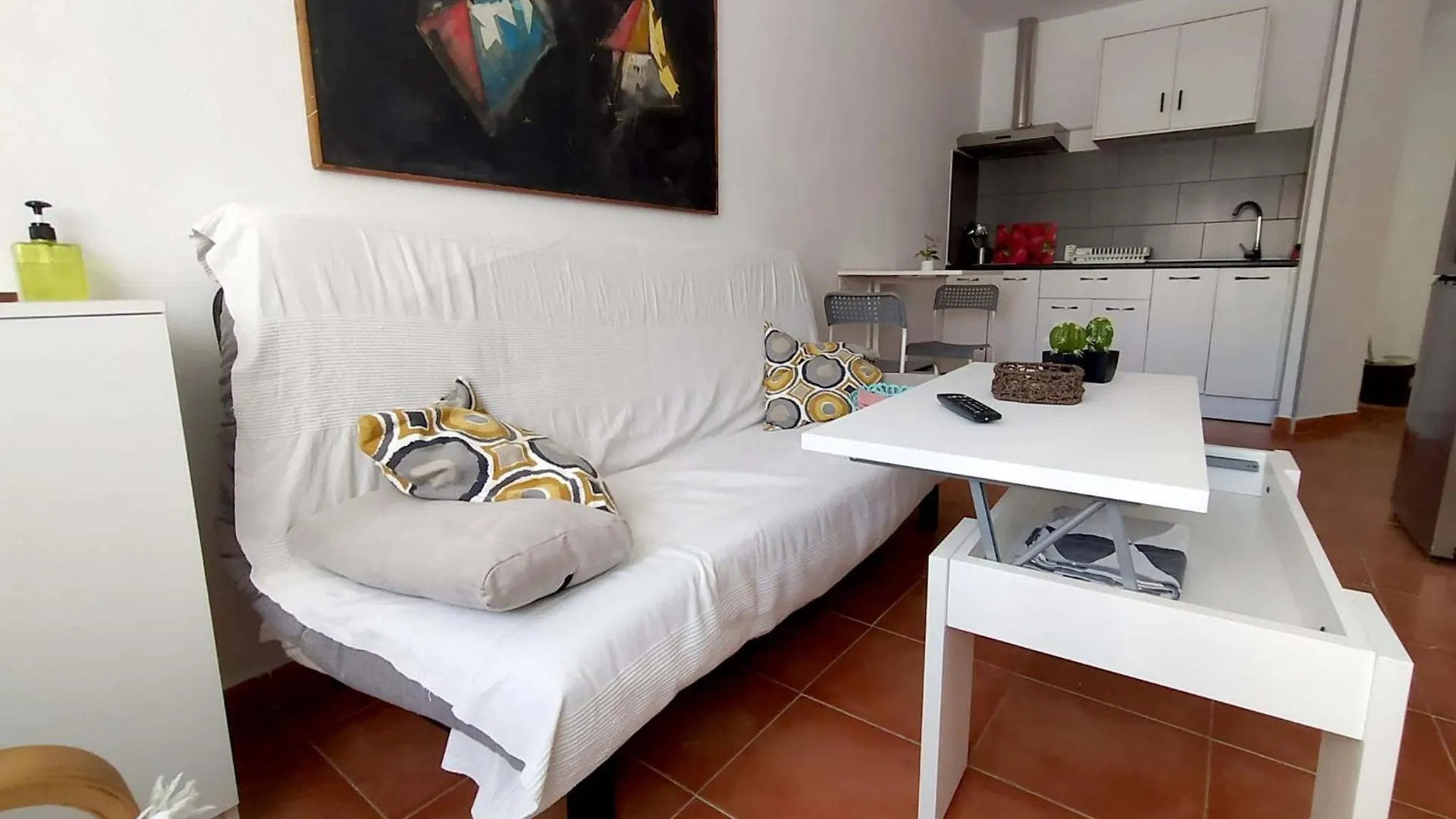 Tarifa Salada Apartment